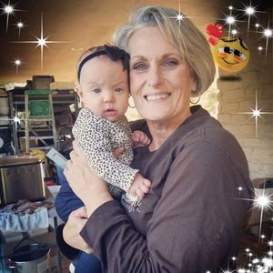 Meet your Posher, Lisa